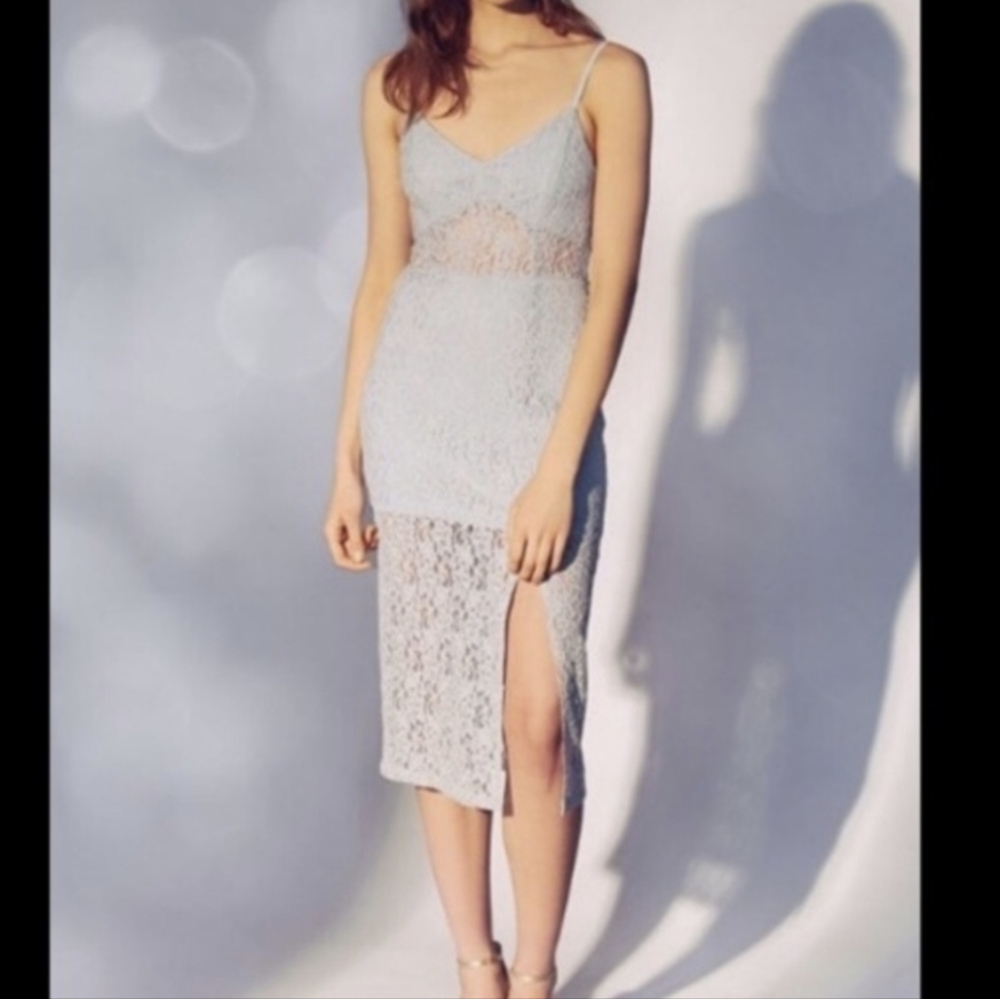 Line & Dot Ariana Lace Midi Dress Blue Sz M NWT